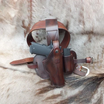 Funda de pernera de cuero para 1911 con portacargador adicional