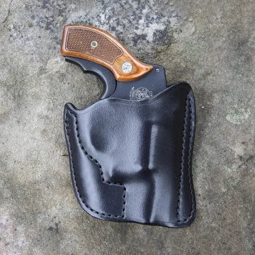 Funda de bolsillo de cuero negro