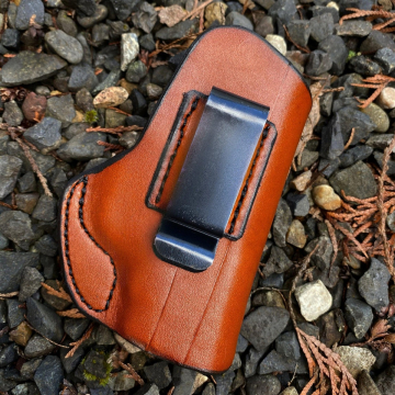Funda interior IWB de cuero marrón con clip