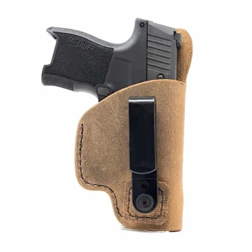 Funda interior IWB de cuero marrón que permite remeter la camisa