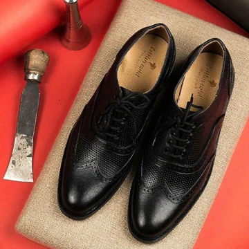 Zapatos Oxford artesanales de cuero negro