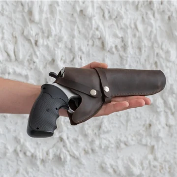 Funda de cinturón de cuero marrón para revólver