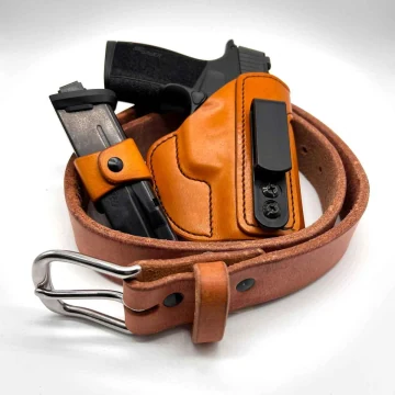 Kit EDC de funda interior IWB de cuero color habana con cinturón y acondicionador