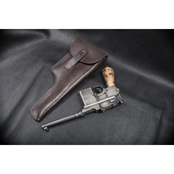 Funda de caza de cuero marrón oscuro con solapa