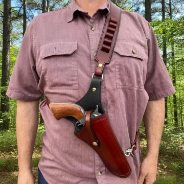 Funda bandolera para revólveres de acción simple