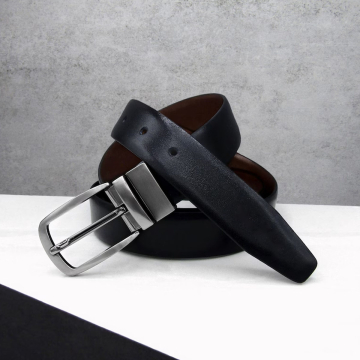 Cinturón reversible de cuero personalizado