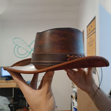 Sombrero western de vaquero de cuero artesanal