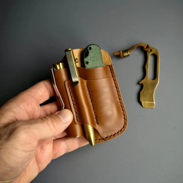 Organizador de bolsillo EDC de cuero marrón