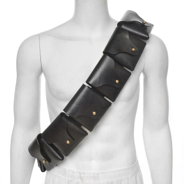 Bandolera de cuero para cargadores de carabina M1 de color negro