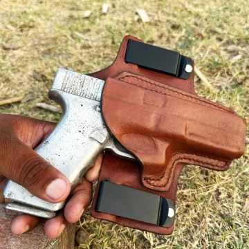 Funda interior IWB de cuero para Taurus GX4 TORO compatible con visor óptico