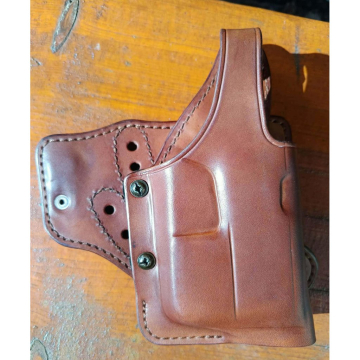 Funda de cuero Trailguard compatible con linterna con dos clips y correa