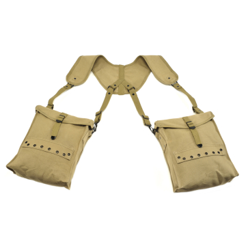 Conjunto de tirantes y bolsas de sanitario de combate de la Segunda Guerra Mundial