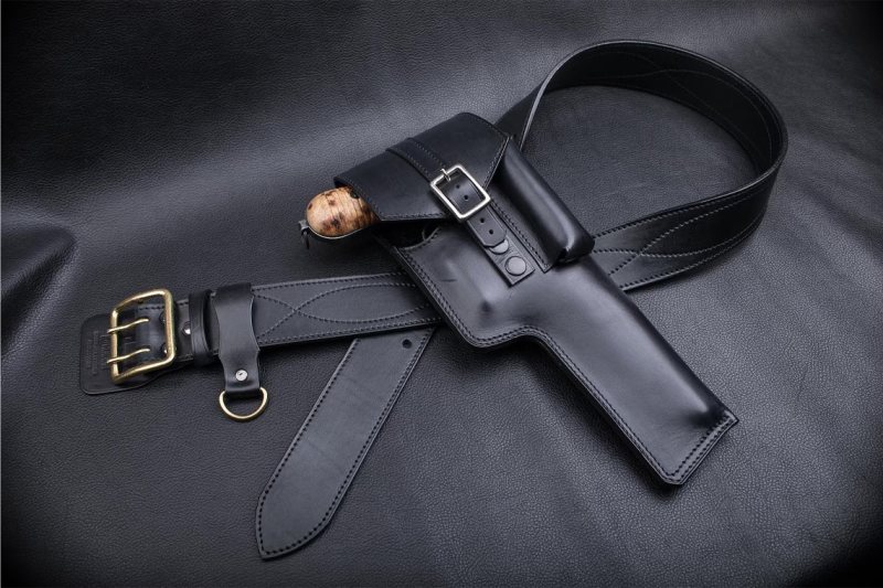 Funda de cinturón de cuero negro con solapa - Vista 2