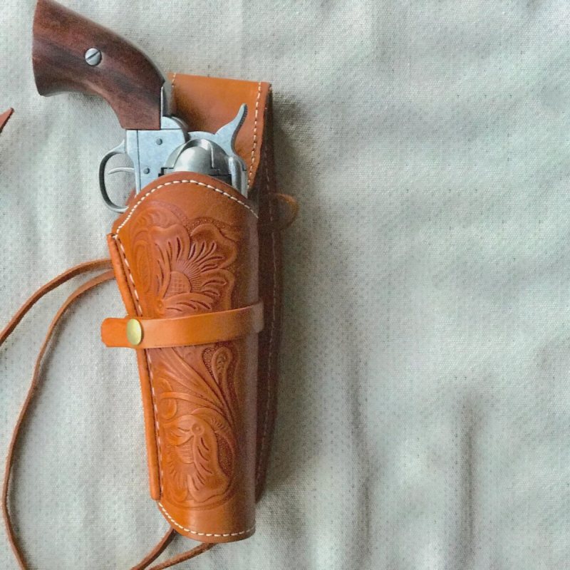 Funda de extracción rápida de cuero Old West para revólveres de acción simple - Vista 1