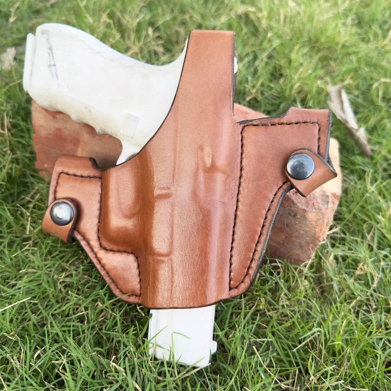 Funda exterior OWB de cuero moldeado a medida con cierre de pulgar - Vista 7