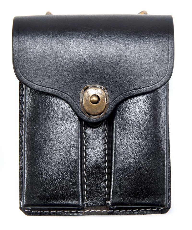 Portacargador doble de cuero negro para .45 con enganche de cinturón - Vista 2