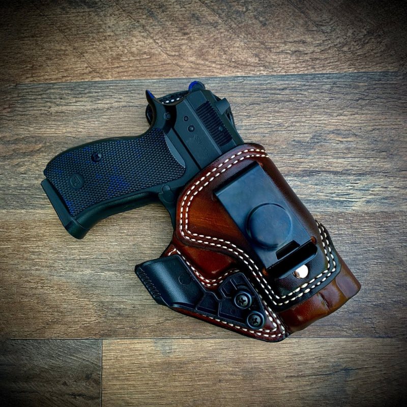 Funda interior IWB de cuero marrón con garra de ocultación - Vista 5
