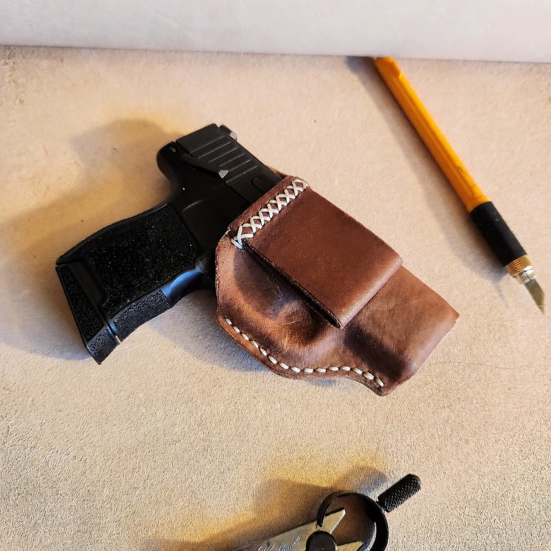 Funda interior IWB de cuero para SIG Sauer P365 y P365X - Vista 2
